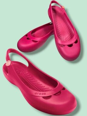 CROCS Women's Jayna Bright Pink/Raspberry Slingback Flat Sandals